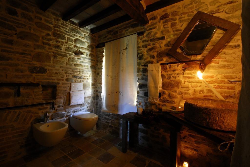 San Lorenzo in Campo Il Capuccioゲストハウス 部屋 写真