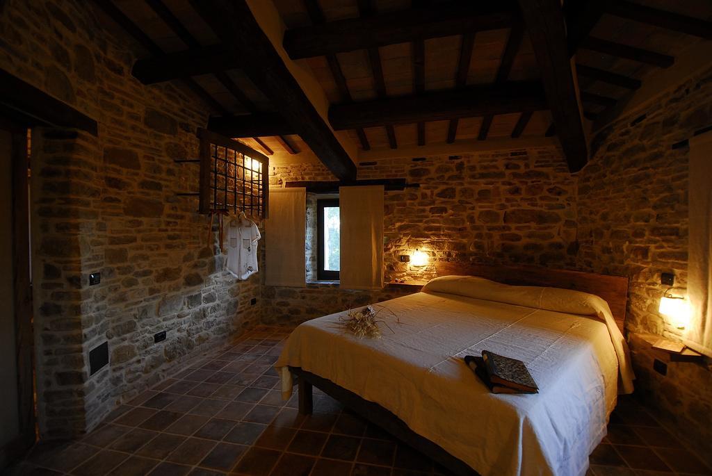 San Lorenzo in Campo Il Capuccioゲストハウス 部屋 写真